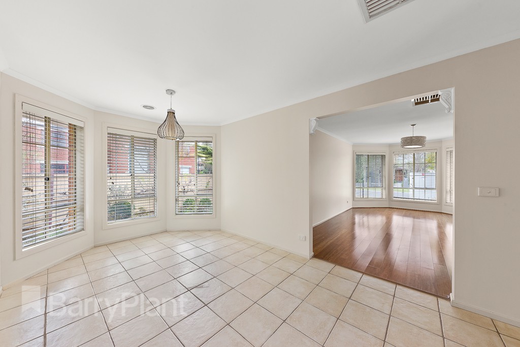 28 Edgbaston ParadeCaroline Springs, VIC 3023  - Leased, Caroline Springs - Thumbnail 6
