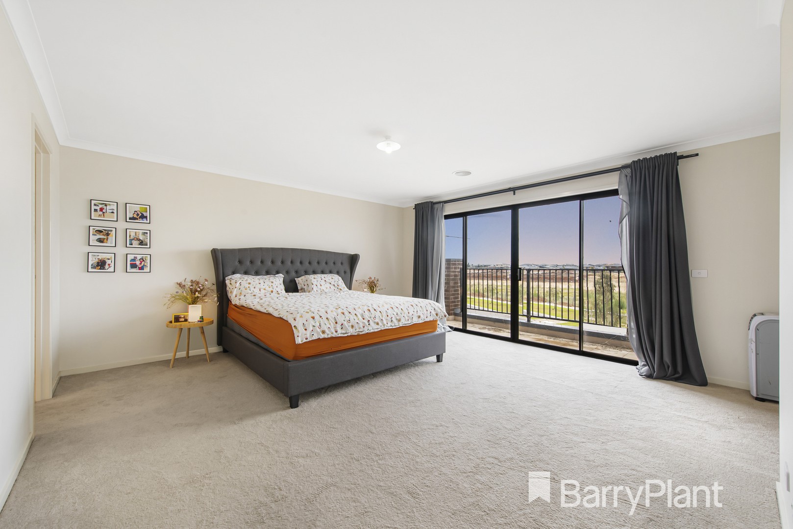 28 Edgewood  Boulevard, Tarneit, VIC 3029, Tarneit - Thumbnail 3
