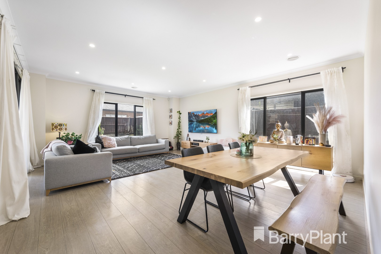 28 Edgewood  Boulevard, Tarneit, VIC 3029, Tarneit - Thumbnail 4