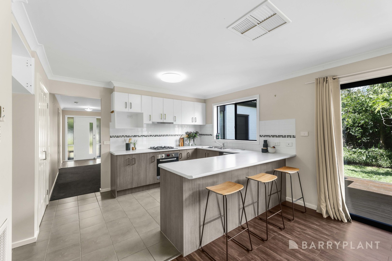 28 Elamo Road, Healesville, VIC 3777, Healesville - Thumbnail 2