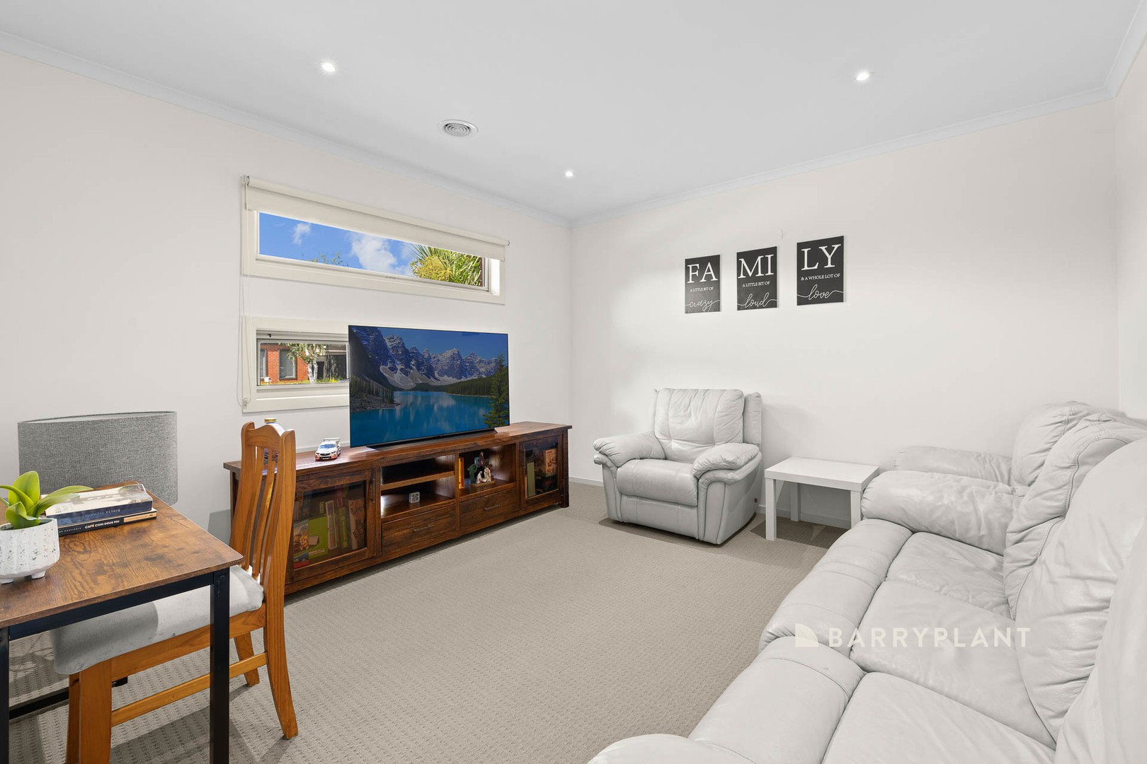 28 Elderberry Way, Pakenham, VIC 3810, Pakenham - Thumbnail 5