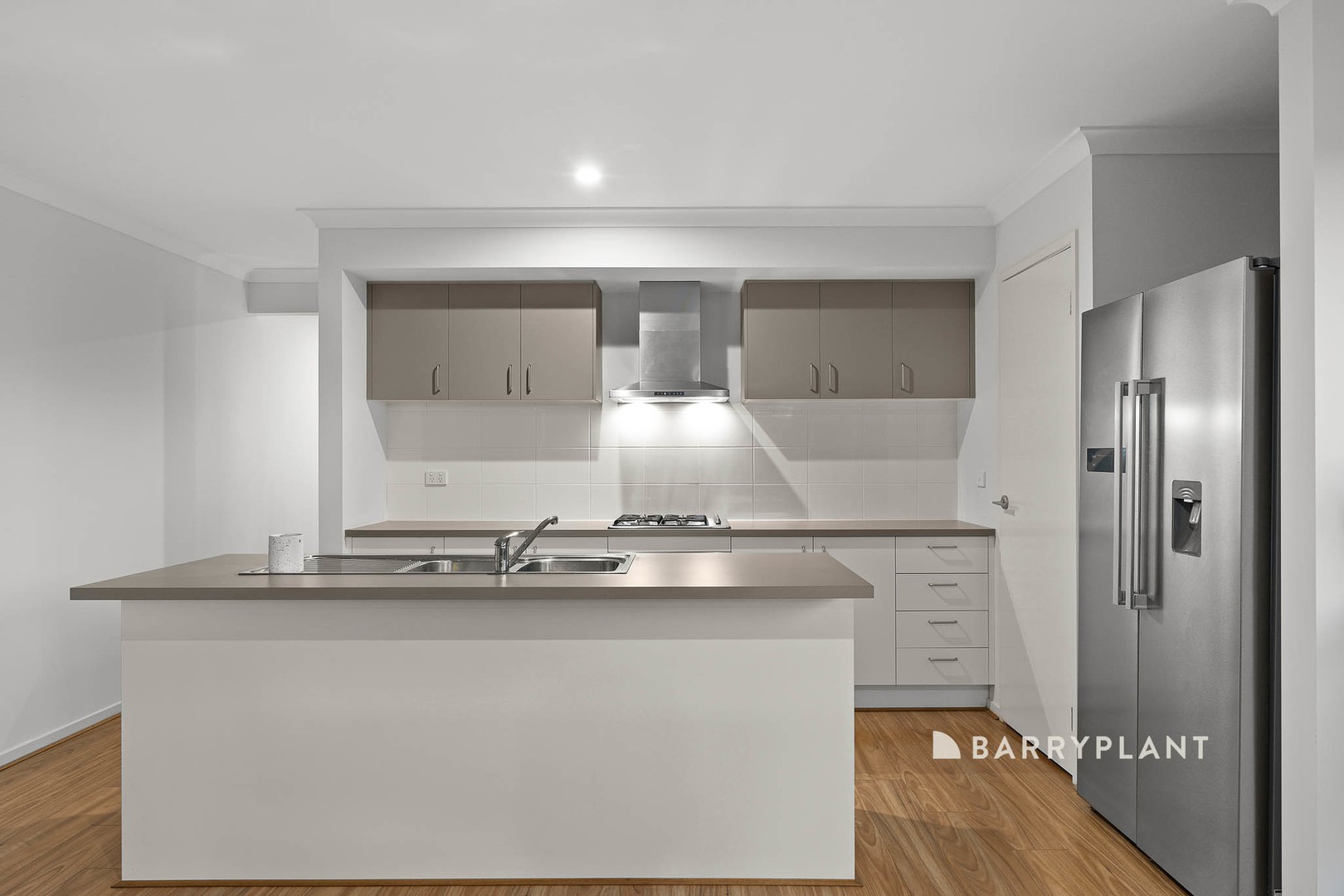 28 Featherflower Way, Officer, VIC 3809, Officer - Thumbnail 4