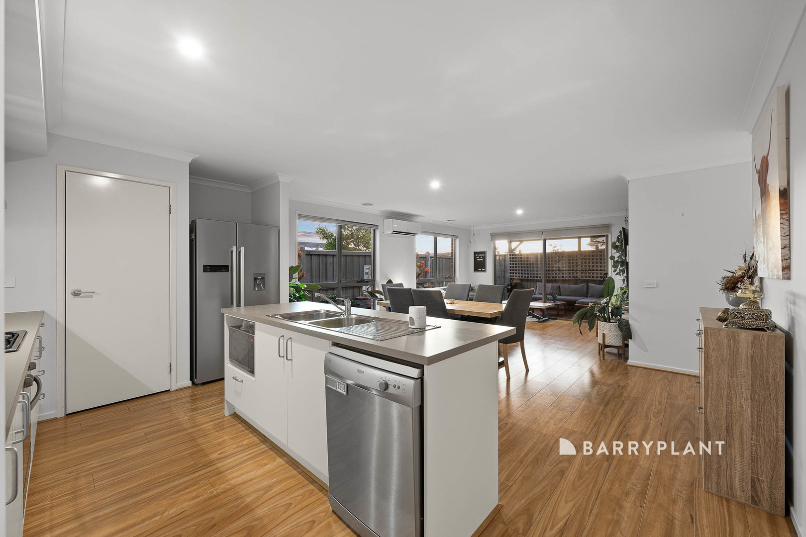 28 Featherflower Way, Officer, VIC 3809, Officer - Thumbnail 6