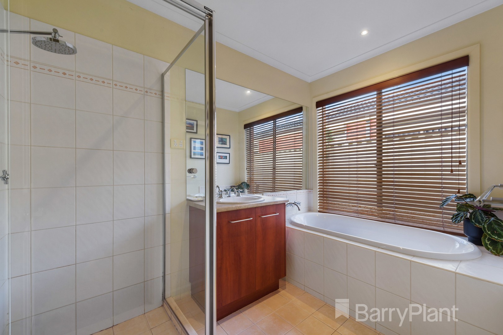28 Featherhead Way, Harkness, VIC 3337, Harkness - Thumbnail 6