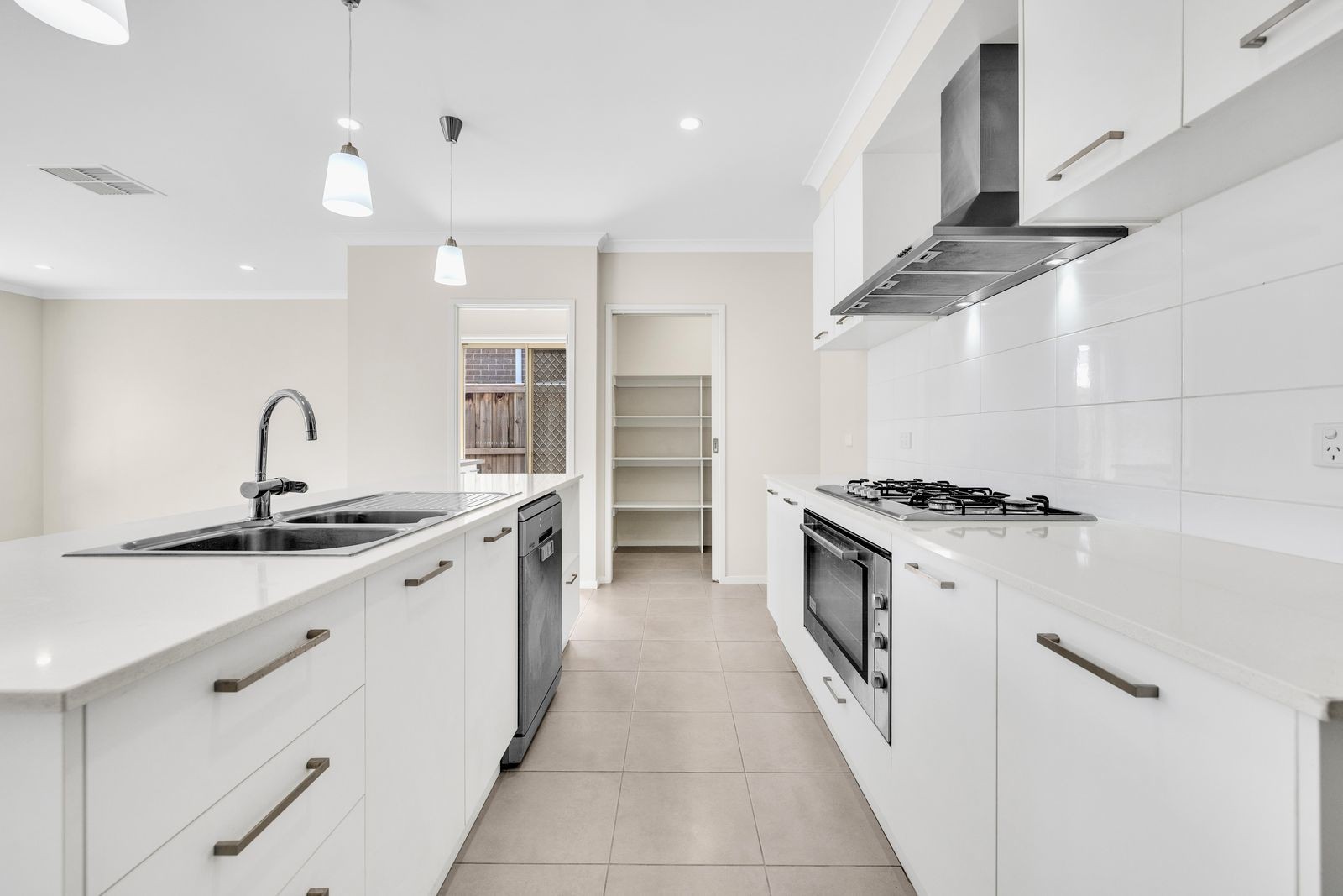 28 Forrester Grove, Fraser Rise, VIC 3336 - Thumbnail 1 - 05/11/2025