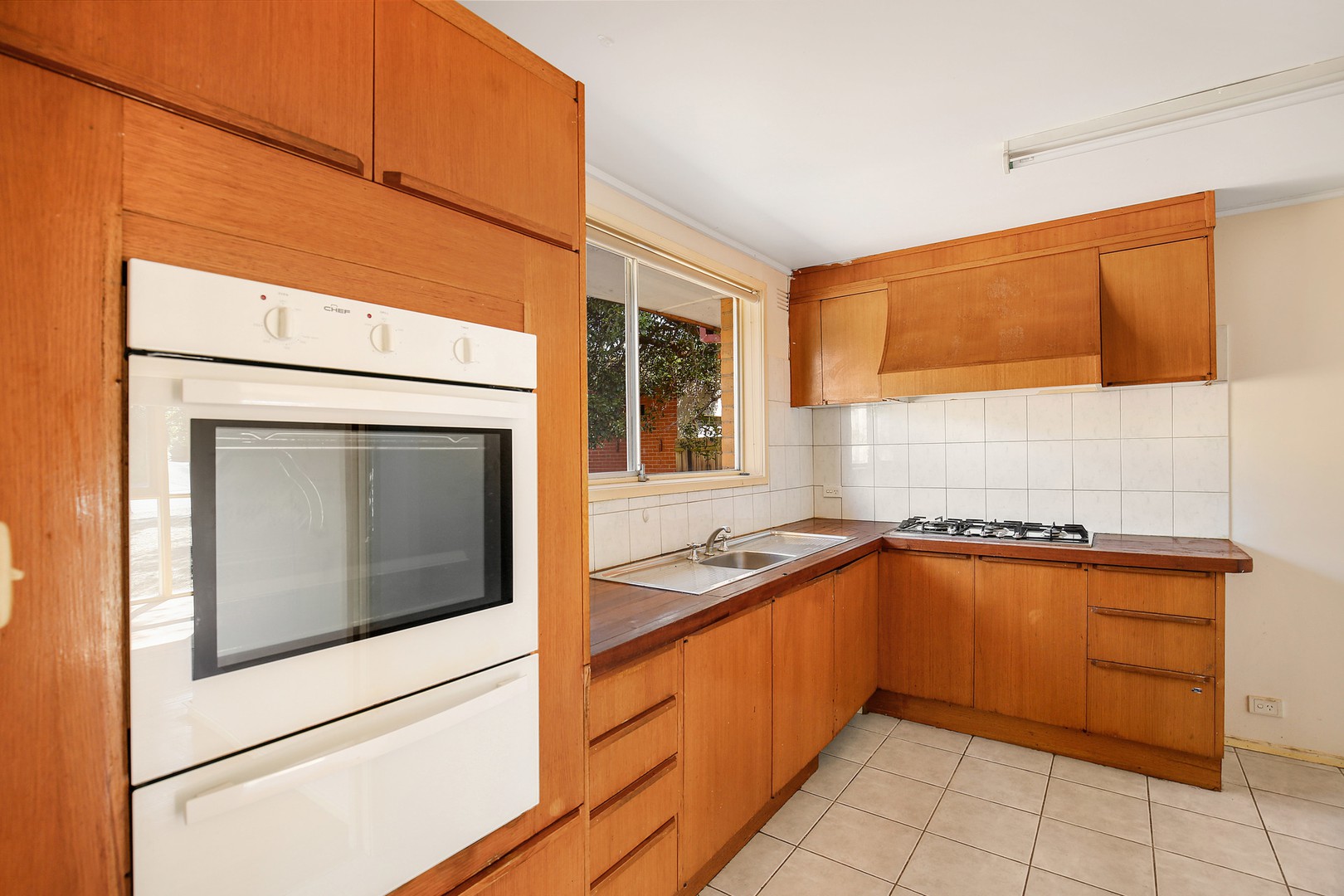 28 Greenwood Drive, Bundoora, VIC 3083, Bundoora - Thumbnail 3