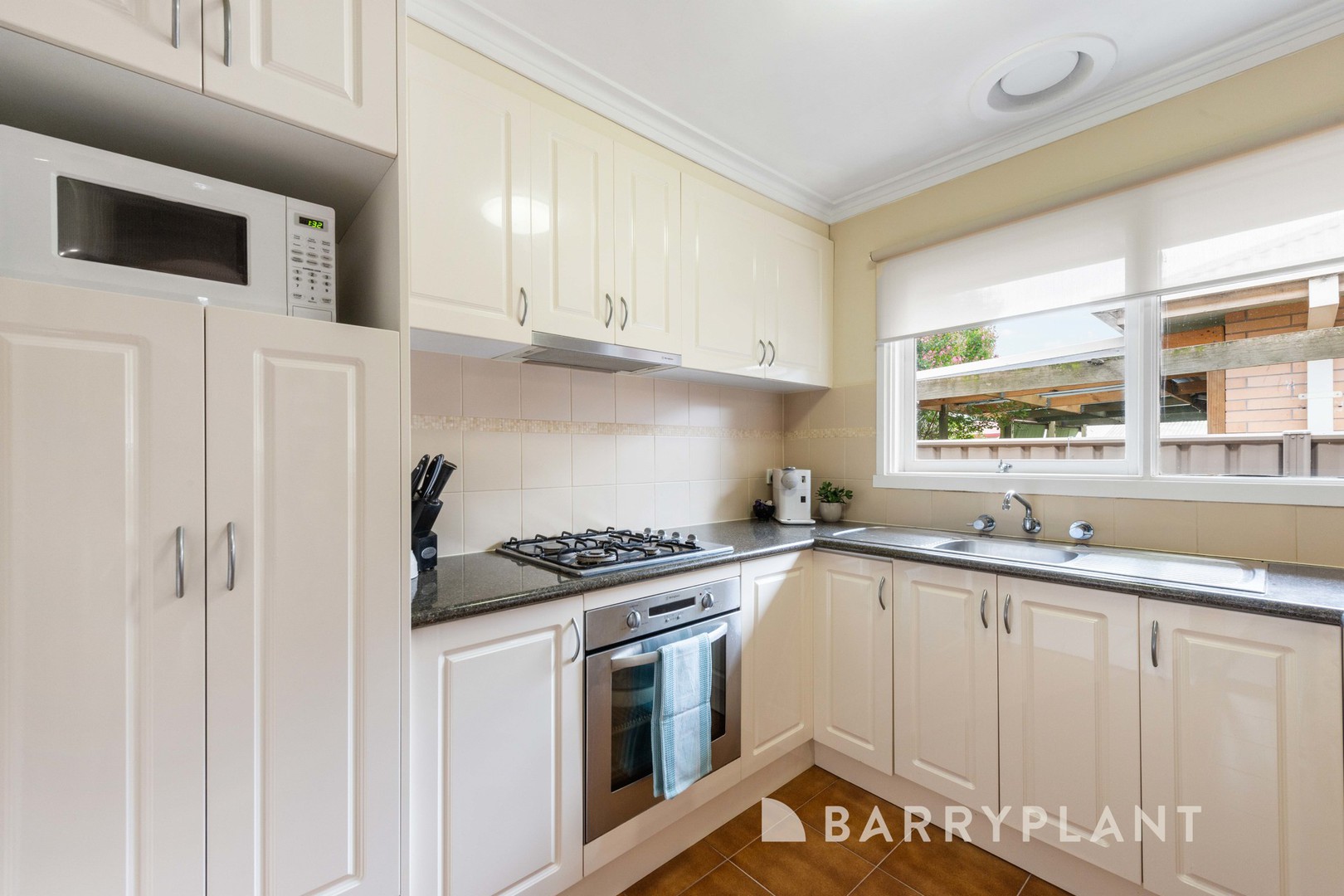 28 Harris Avenue, Hoppers Crossing, VIC 3029, Hoppers Crossing - Thumbnail 4