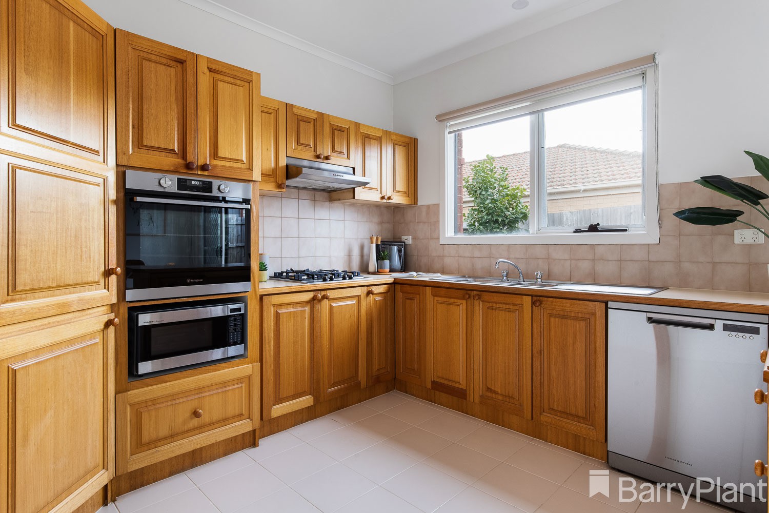 28 Hawker Avenue, Preston, VIC 3072, Preston - Thumbnail 4