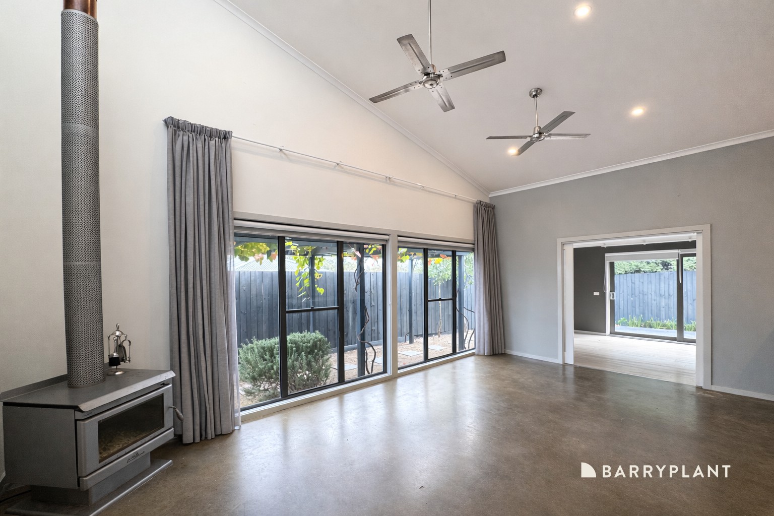 28 Hilltop Avenue, Bunyip, VIC 3815, Bunyip - Thumbnail 6