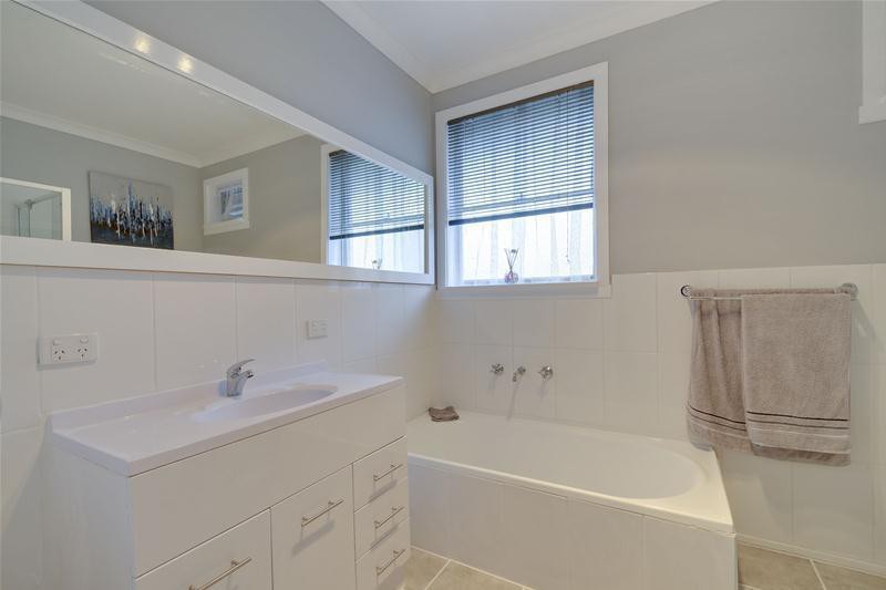 28 Howard Avenue, Churchill, VIC 3842, Churchill - Thumbnail 5