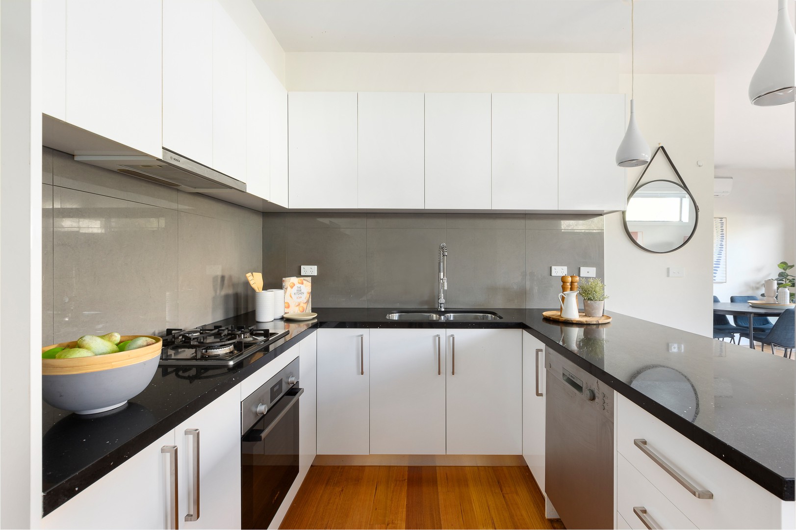 28 Hutchison Street, Niddrie, VIC 3042, Niddrie - Thumbnail 5