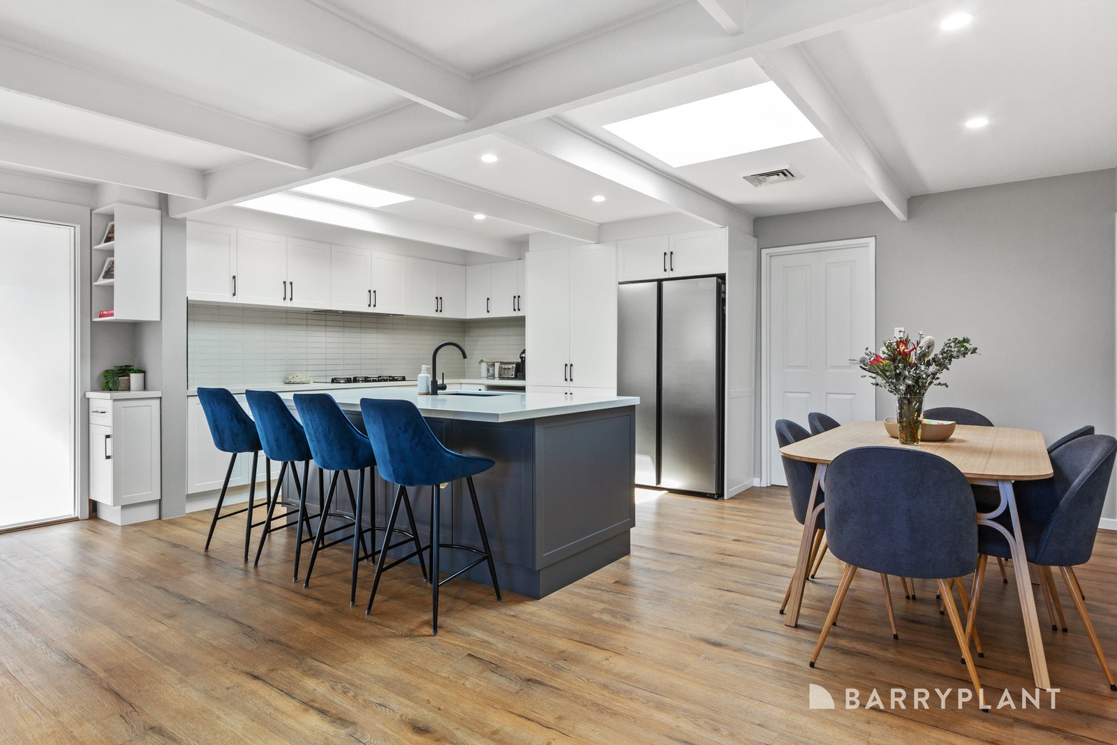 28 Inverness Avenue, The Basin, VIC 3154 - Thumbnail 2 - 13/02/2025