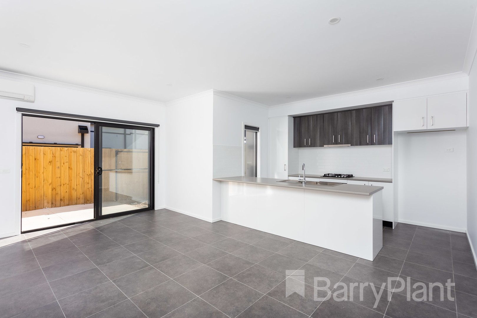 28 Jeng Loop, Tarneit, VIC 3029, Tarneit - Thumbnail 2