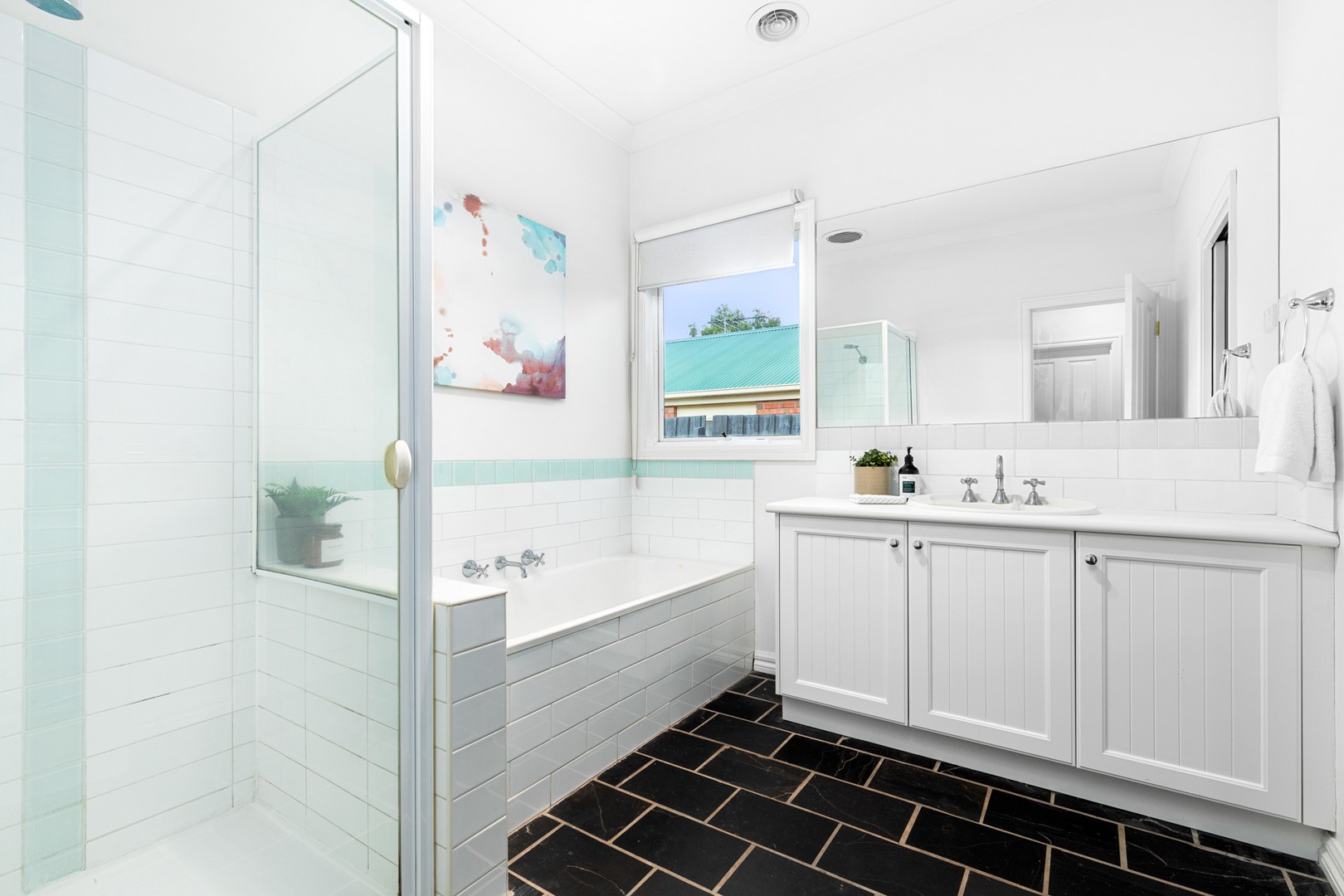 28 Kerford Crescent, Point Cook, VIC 3030, Point Cook - Thumbnail 4