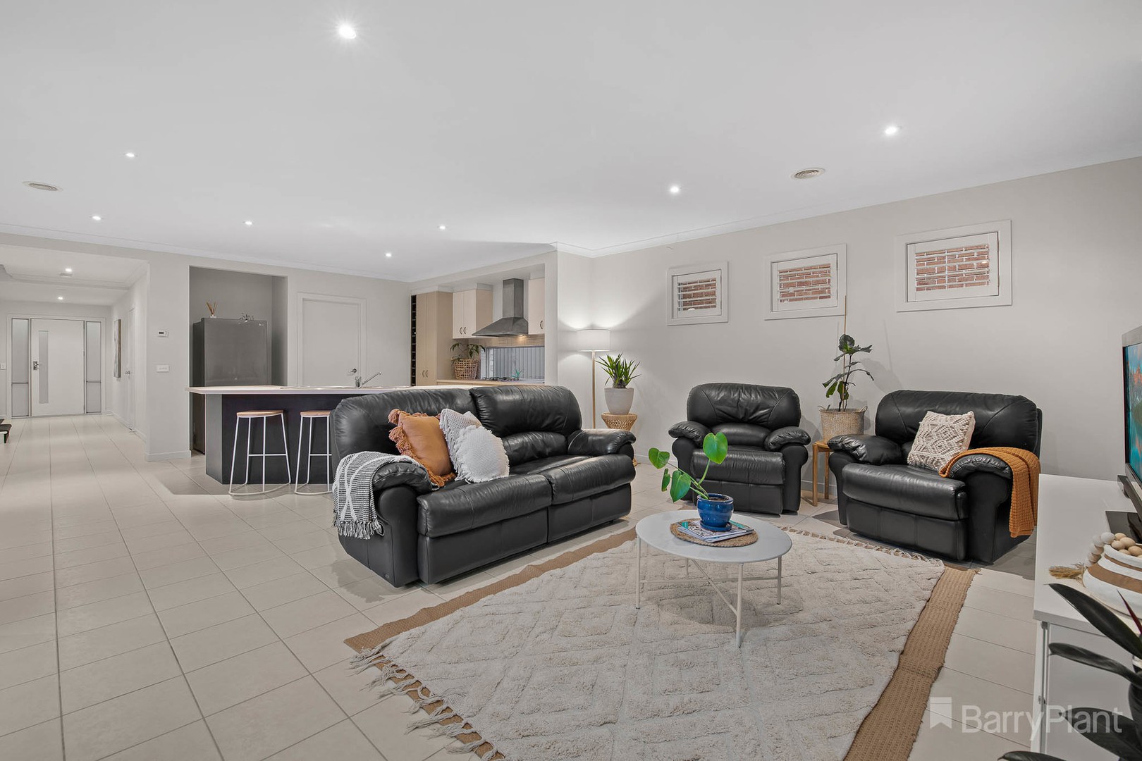 28 Kilburn Place, Pakenham, VIC 3810, Pakenham - Thumbnail 5