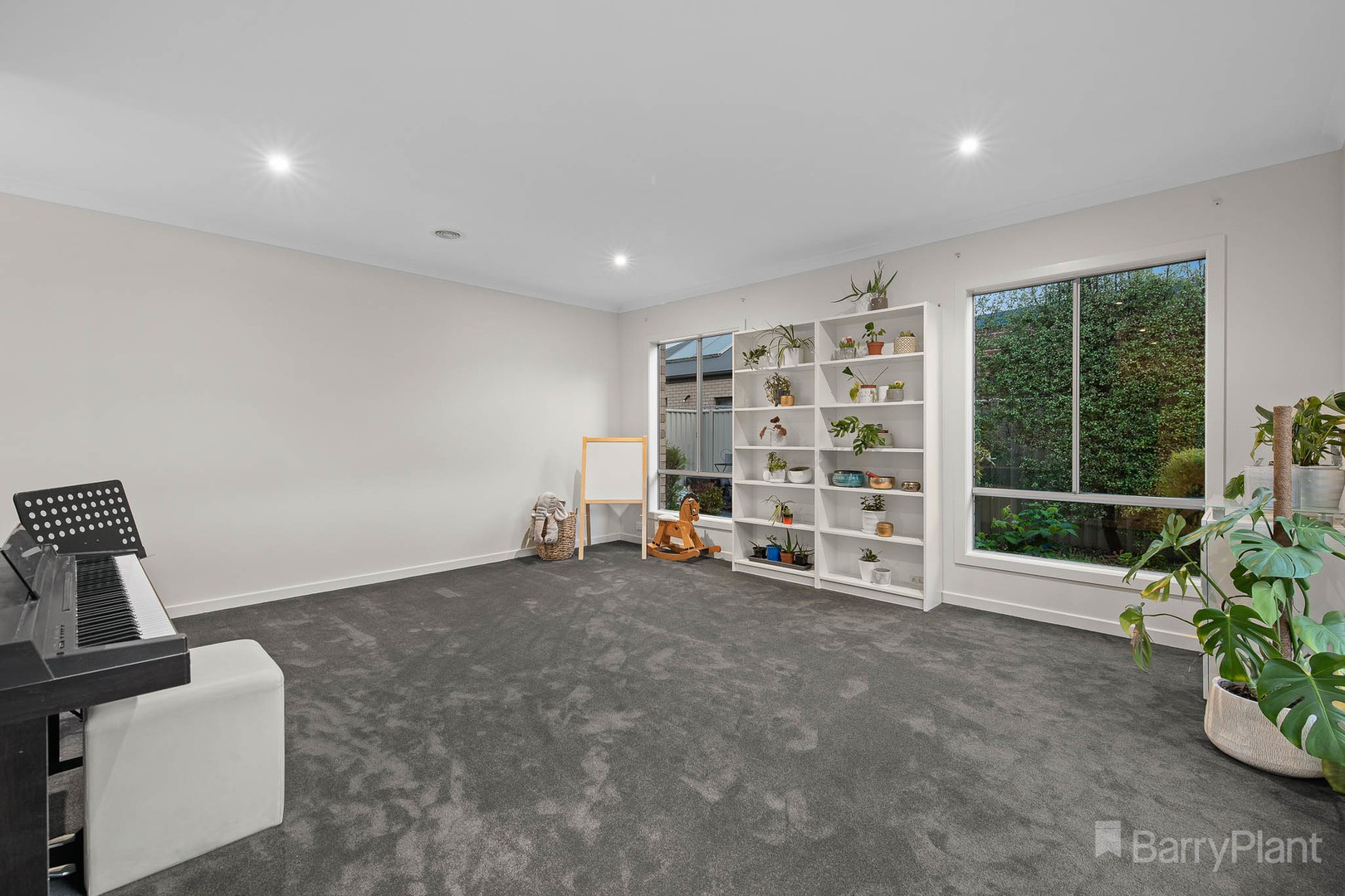 28 Kilburn Place, Pakenham, VIC 3810, Pakenham - Thumbnail 6
