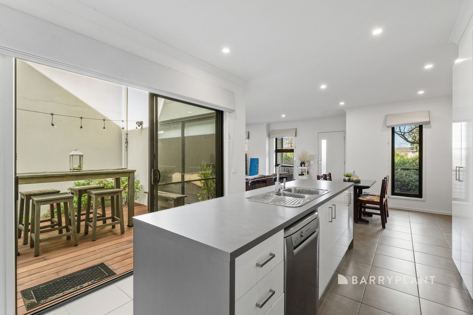28 Kooyong Close, Officer, VIC 3809, Officer - Thumbnail 7