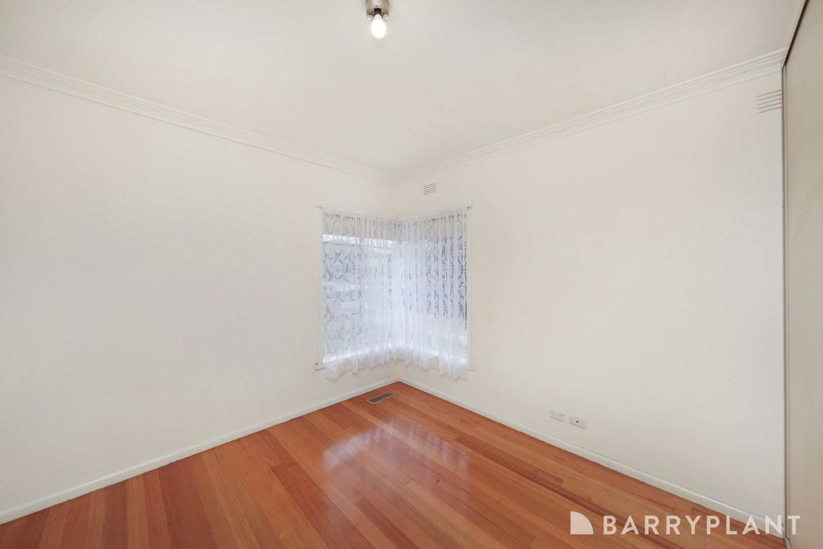 28 Kosky Street, Sunshine West, VIC 3020, Sunshine West - Thumbnail 3