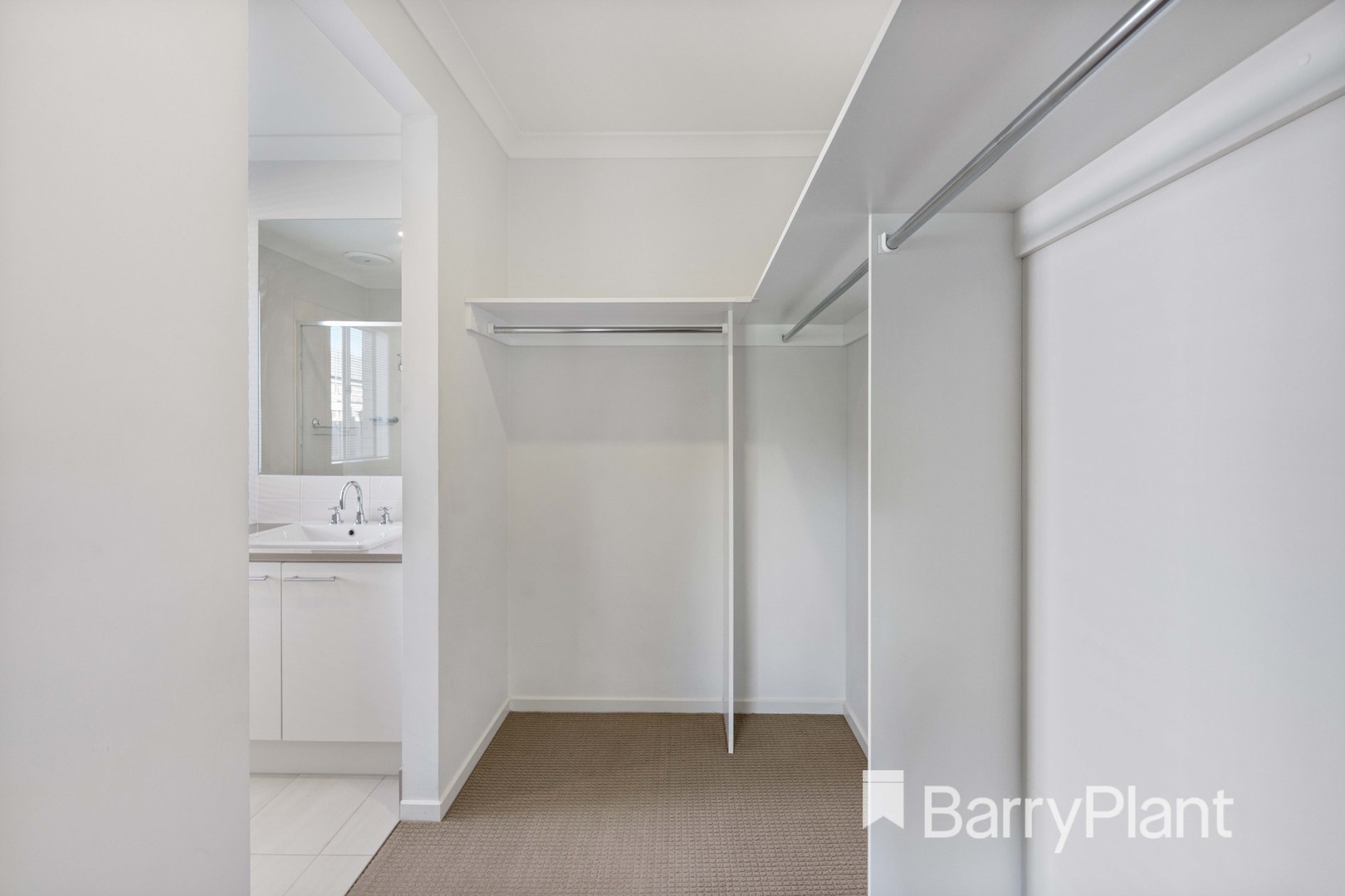 28 Kurrali Crescent, Werribee, VIC 3030, Werribee - Thumbnail 6