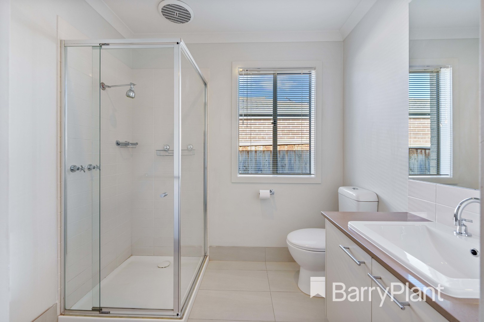 28 Kurrali Crescent, Werribee, VIC 3030, Werribee - Thumbnail 7