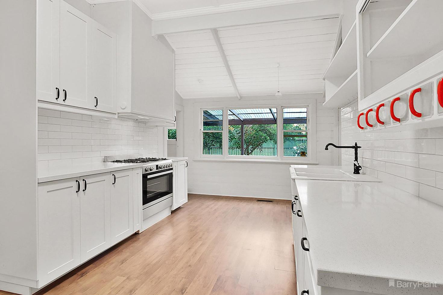 28 Laburnum Street, Blackburn, VIC 3130, Blackburn - Thumbnail 2