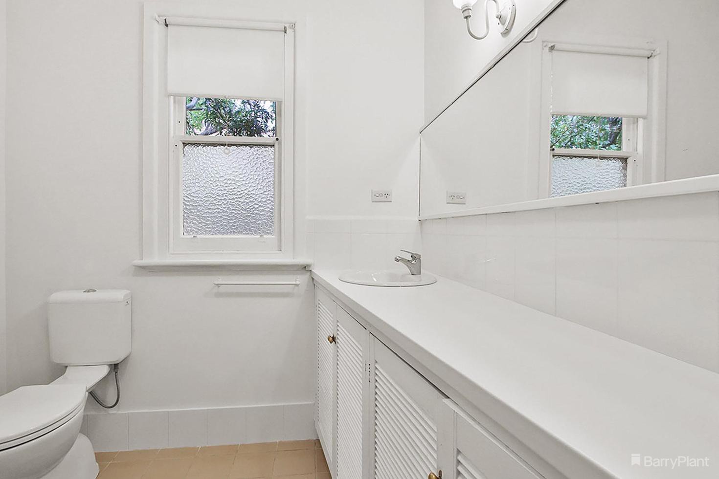 28 Laburnum Street, Blackburn, VIC 3130, Blackburn - Thumbnail 6
