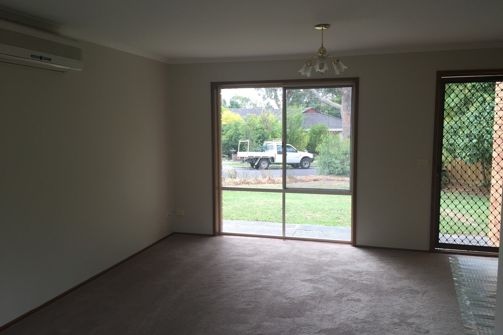 28 Laird Street, Croydon, VIC 3136 - Thumbnail 1 - 04/12/2023