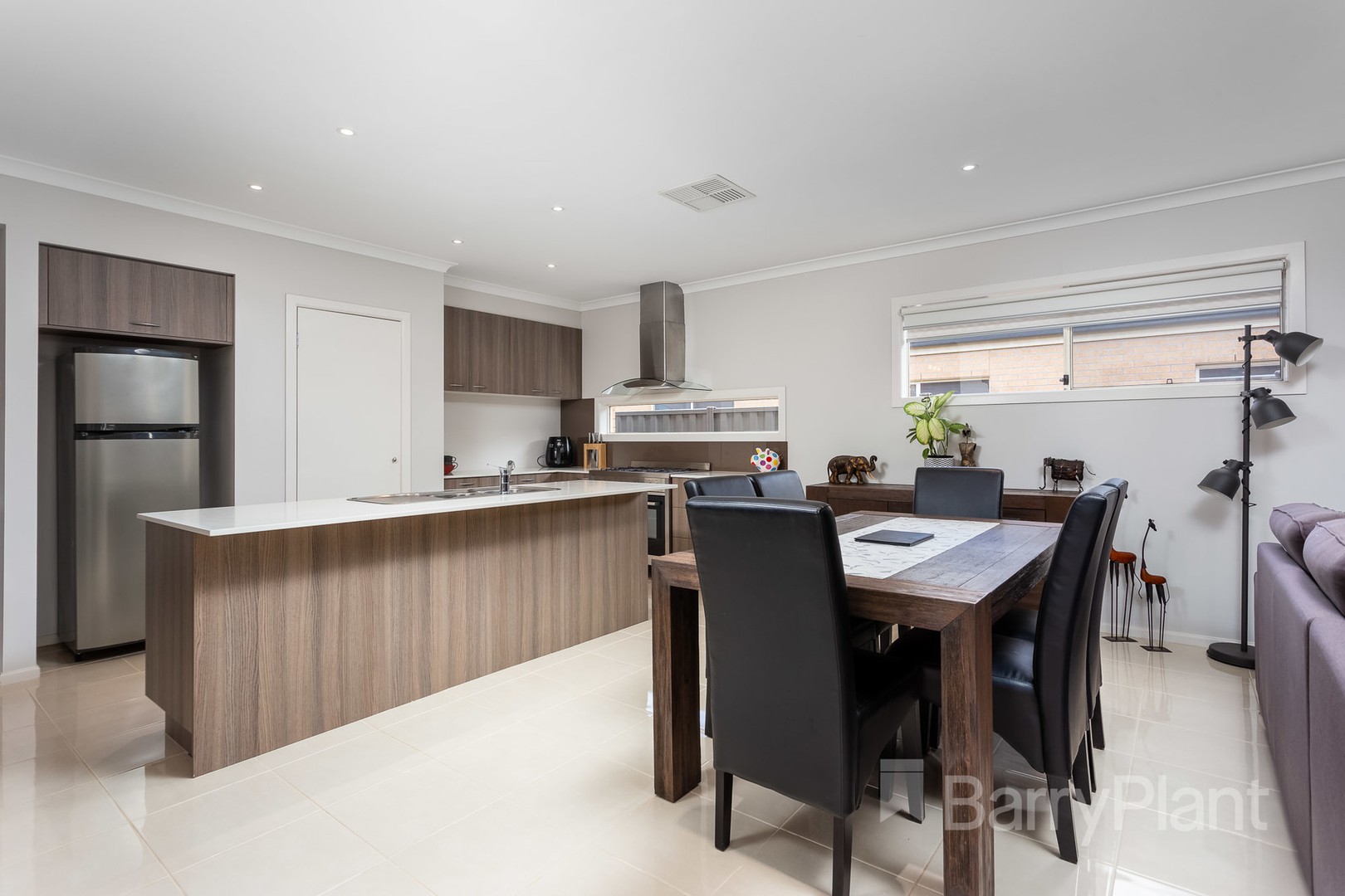 28 Lamington Drive, Tarneit, VIC 3029, Tarneit - Thumbnail 4