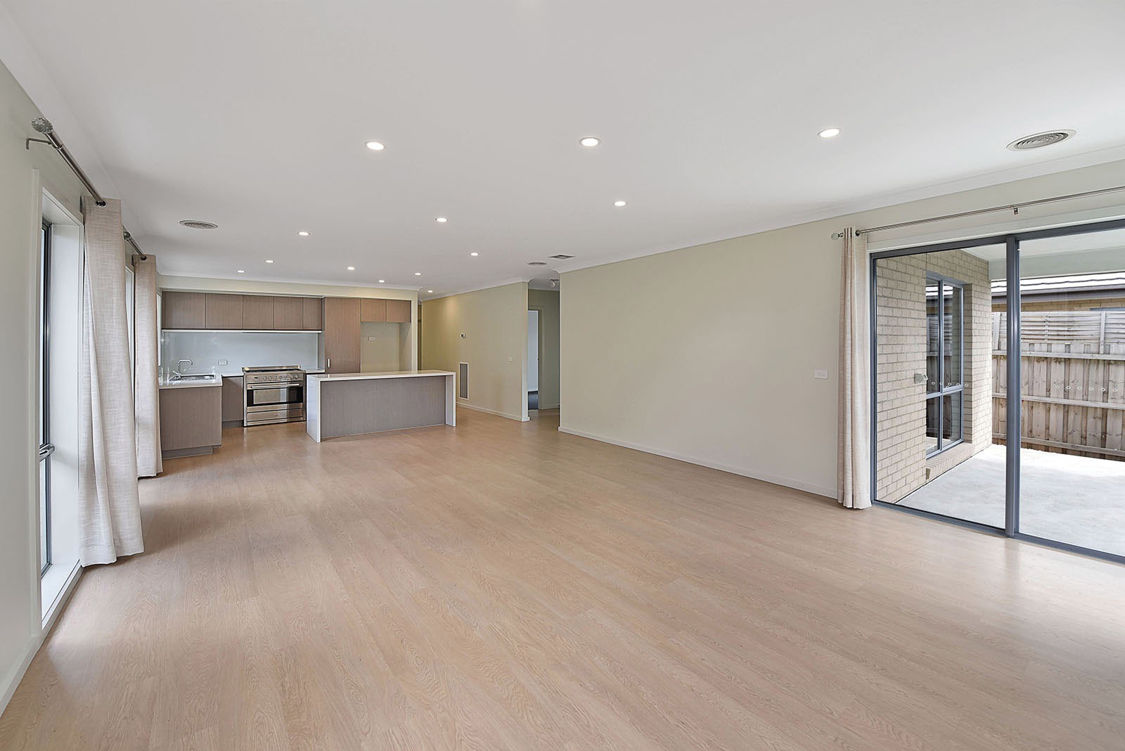 28 Loxley Cct, Westmeadows, VIC 3049 - Thumbnail 2 - 13/02/2026