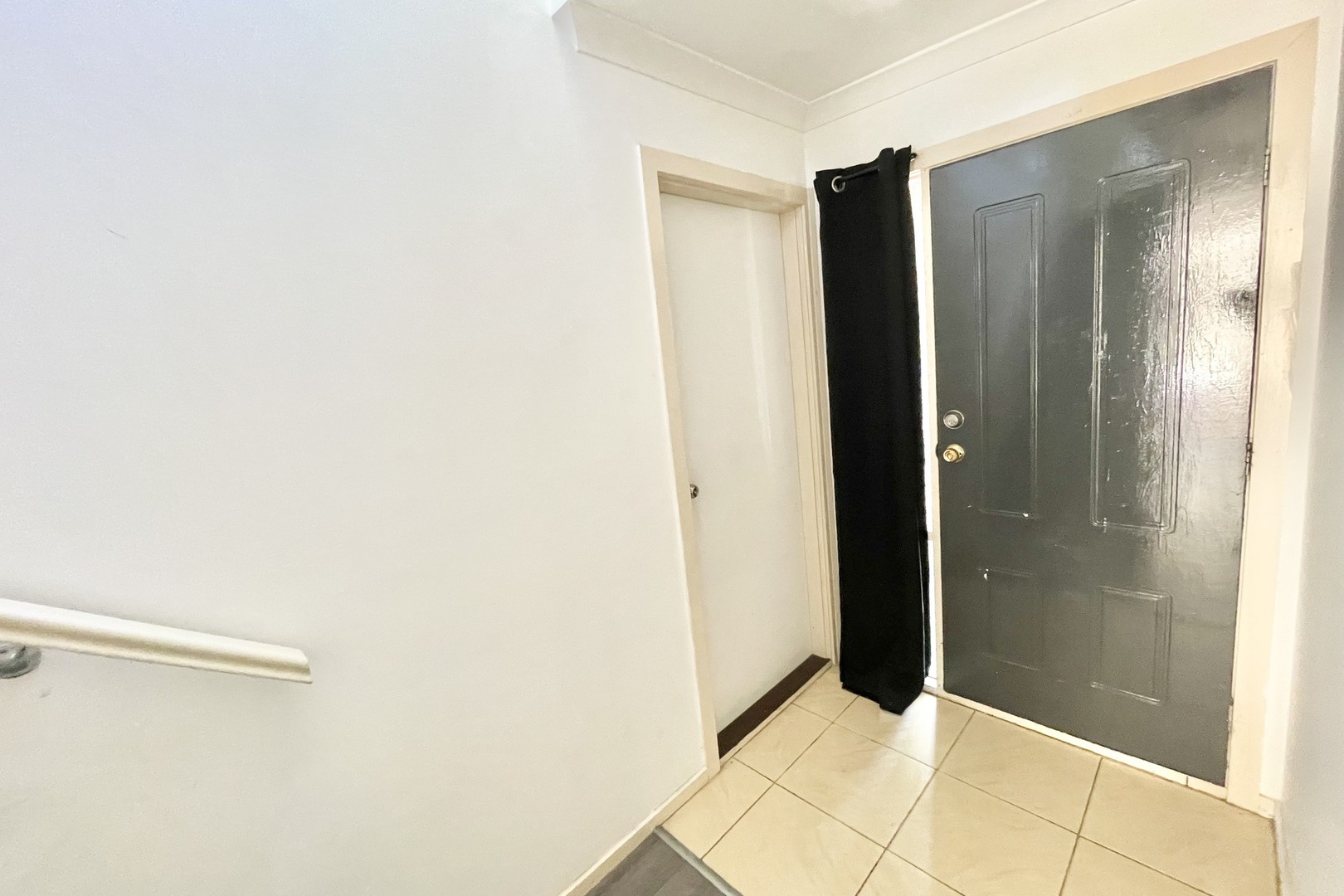 28 Lyons Avenue, Burnside Heights, VIC 3023 - Thumbnail 2 - 10/12/2025