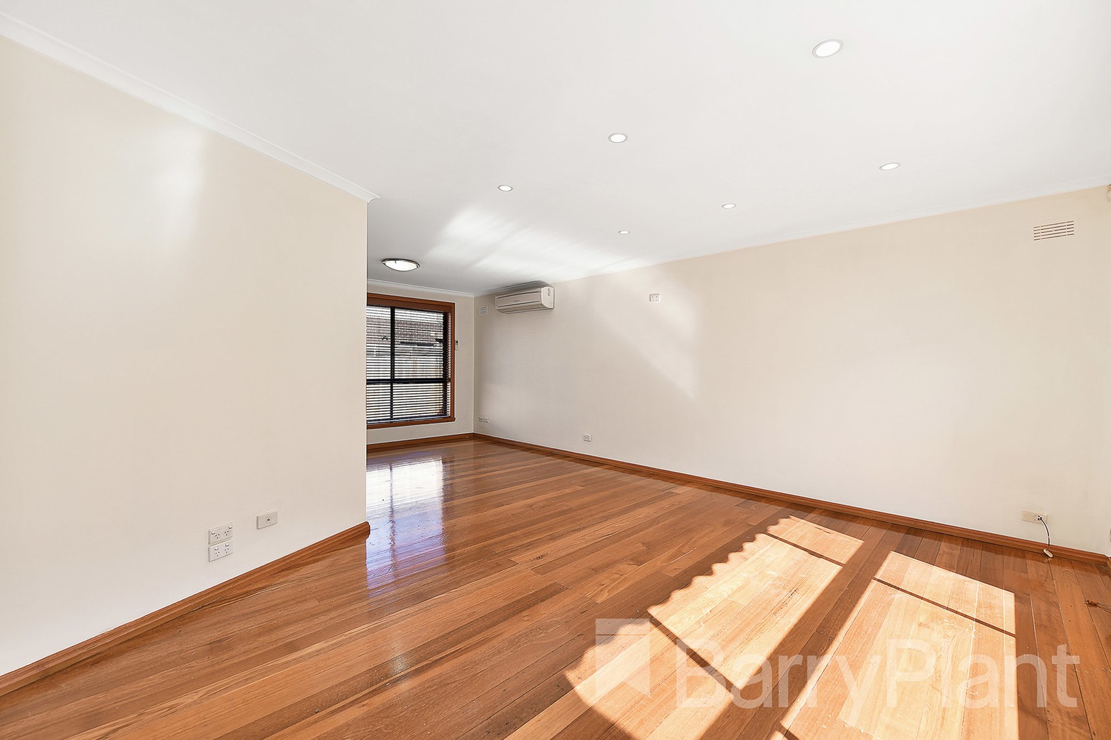 28 Macartney Street, Reservoir, VIC 3073, Reservoir - Thumbnail 4