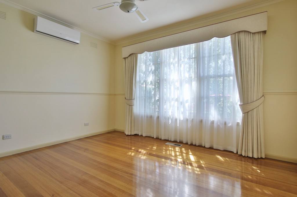 28 McClares Road, Vermont, VIC 3133, Vermont - Thumbnail 2
