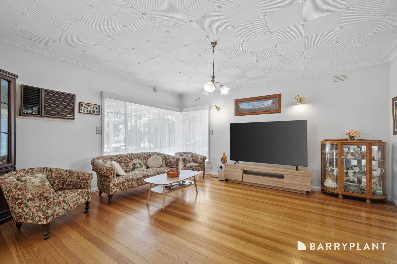 28 Meager Street, Deer Park, VIC 3023, Deer Park - Thumbnail 2