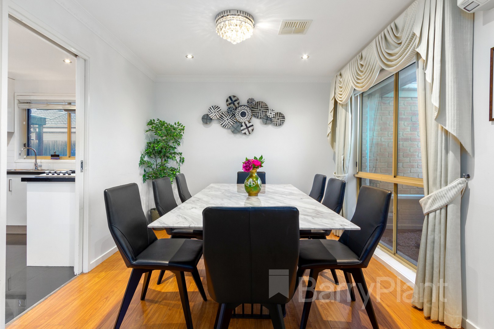 28 Mockridge Street, Wantirna South, VIC 3152, Wantirna South - Thumbnail 4