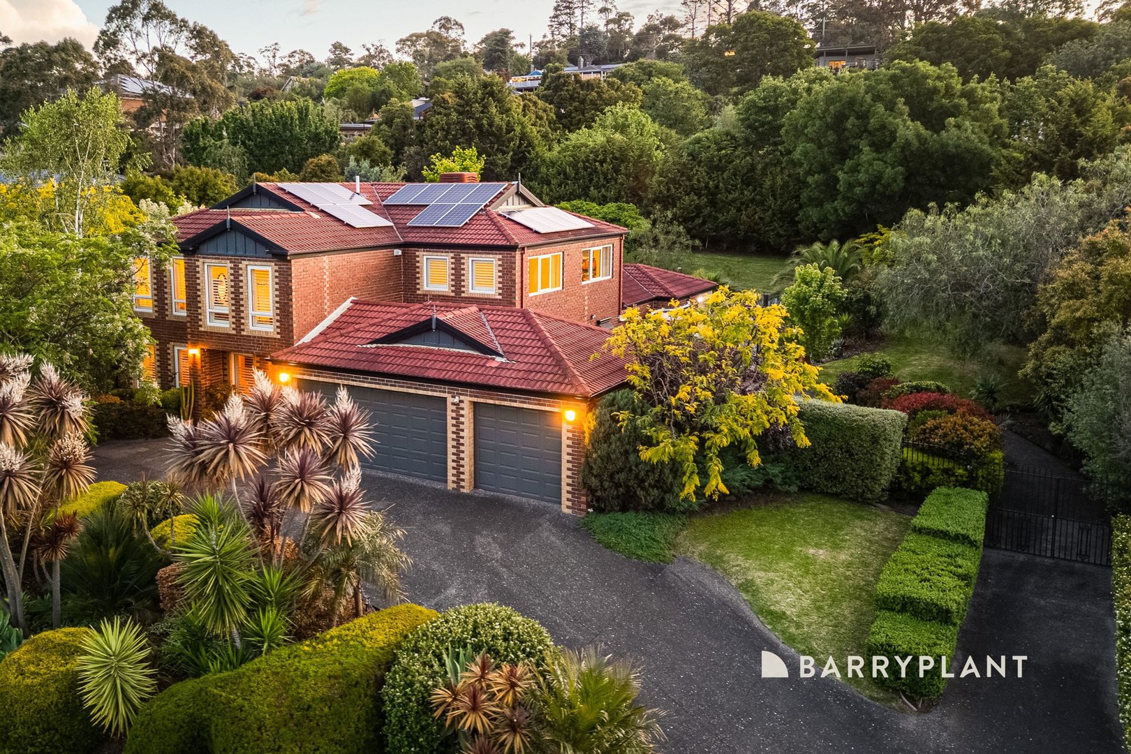 28 Parkside Boulevard, Lysterfield South, VIC 3156, Lysterfield South - Image 1
