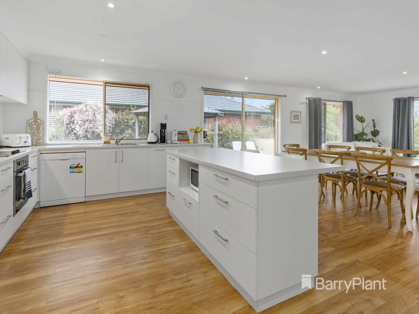 28 Parkside Crescent, Mornington, VIC 3931, Mornington - Thumbnail 3