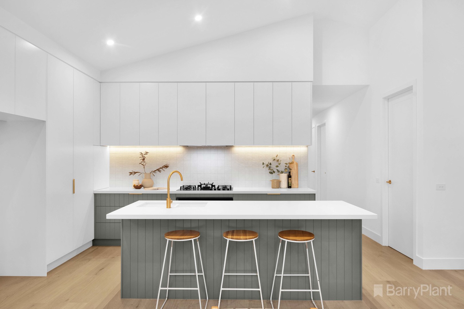 28 Parrs Road, Croydon, VIC 3136, Croydon - Thumbnail 4
