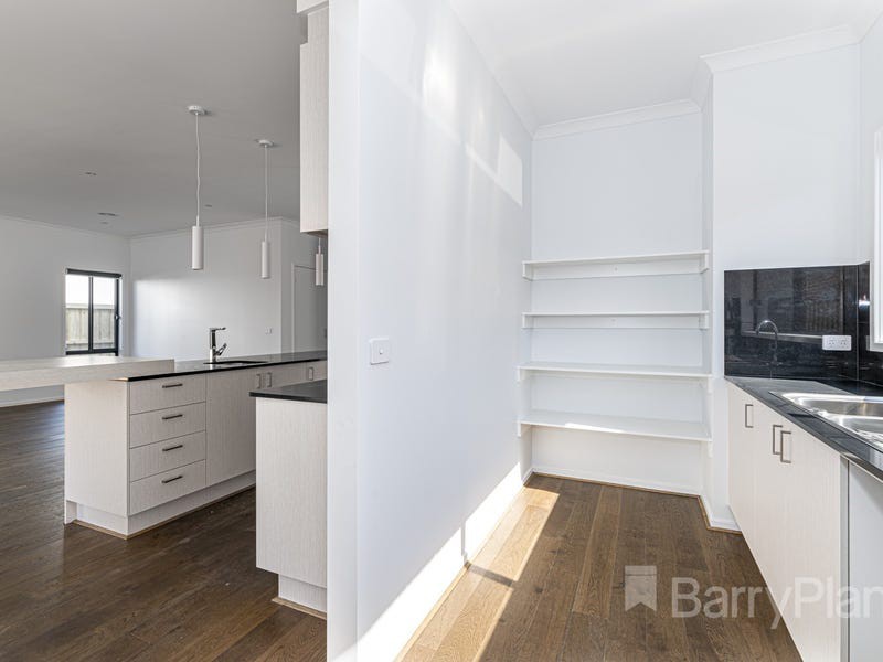 28 Pebble Avenue, Lyndhurst, VIC 3975, Lyndhurst - Thumbnail 5