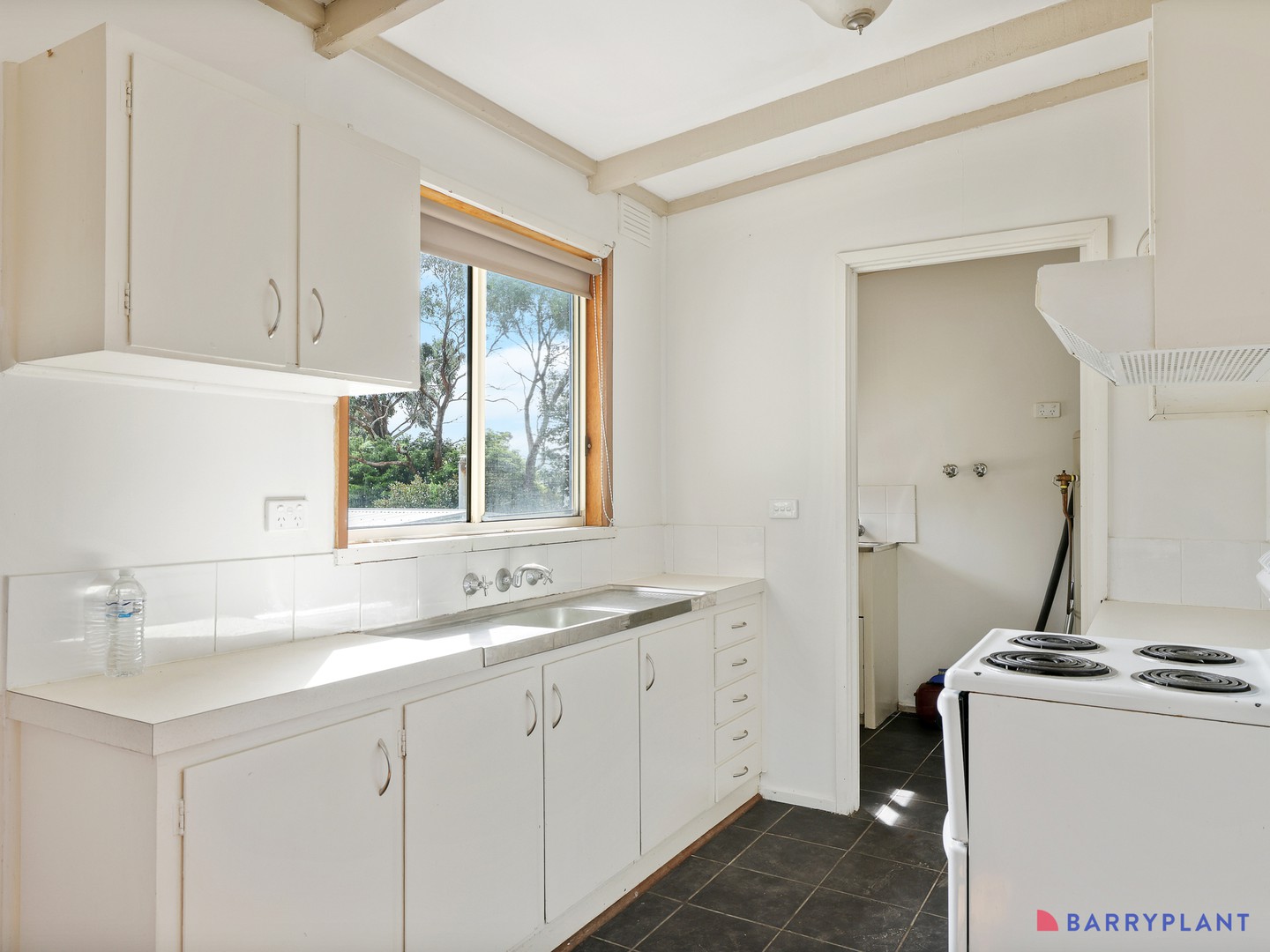 28 Phillip Street, Cowes, VIC 3922 - Thumbnail 2 - 12/03/2026