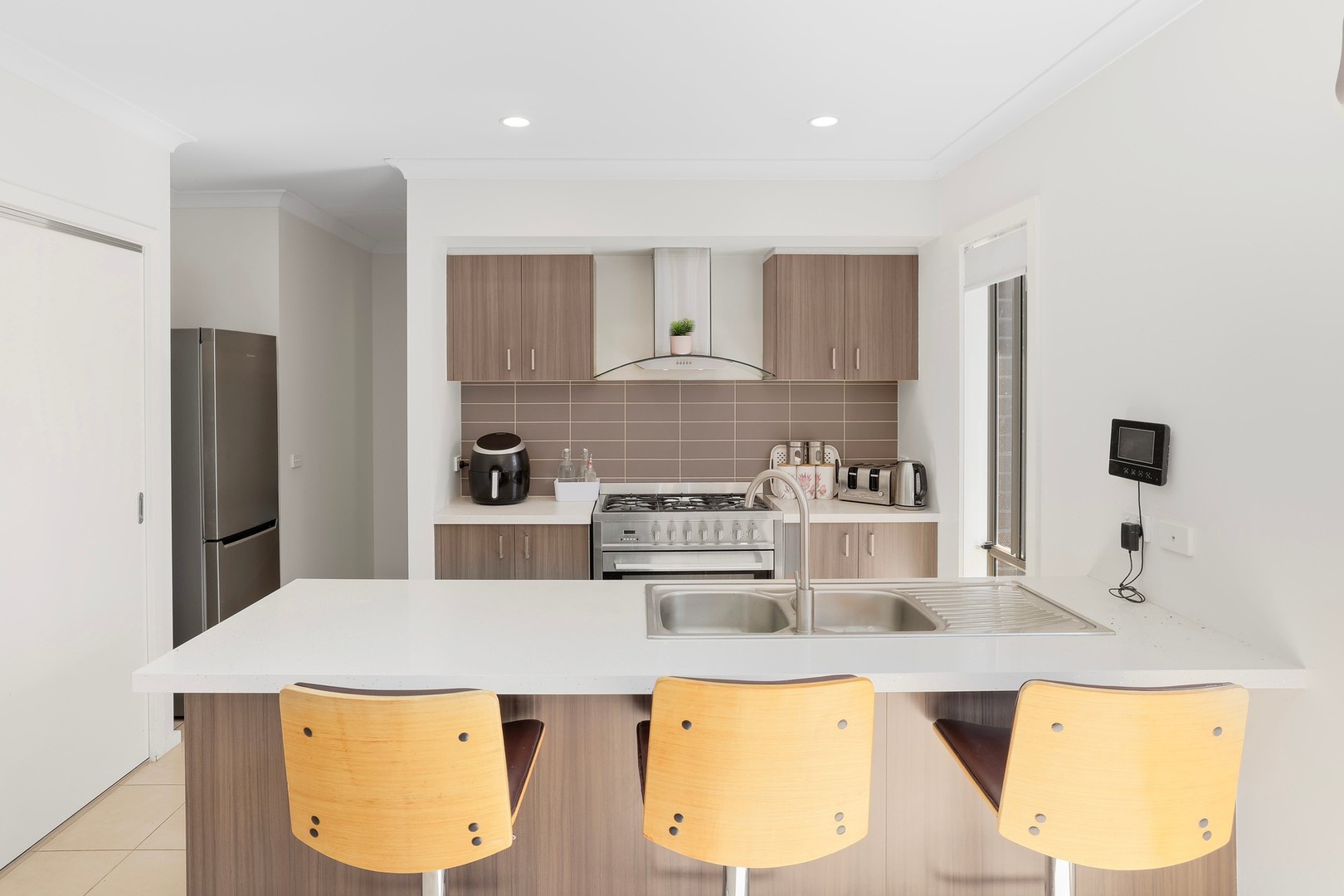 28 Pinnacle Way, Fraser Rise, VIC 3336, Fraser Rise - Thumbnail 4