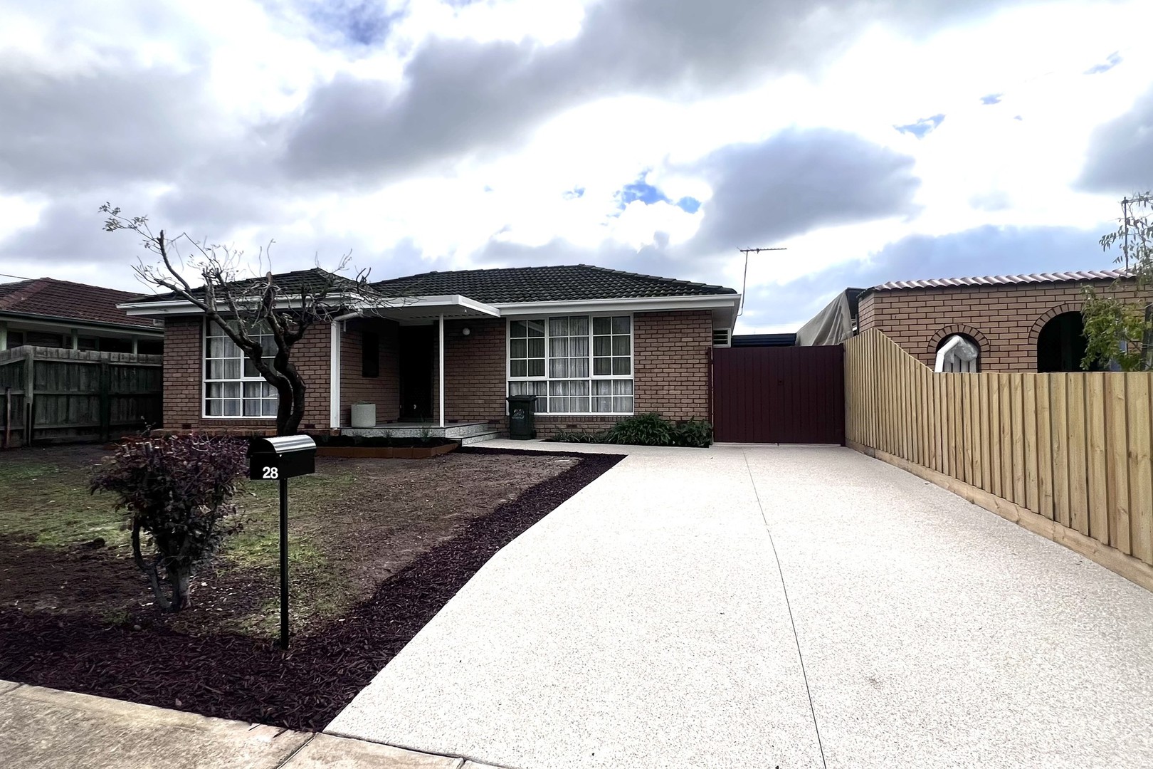 28 Pottenger Way, St Albans, VIC 3021, St Albans - Thumbnail 2
