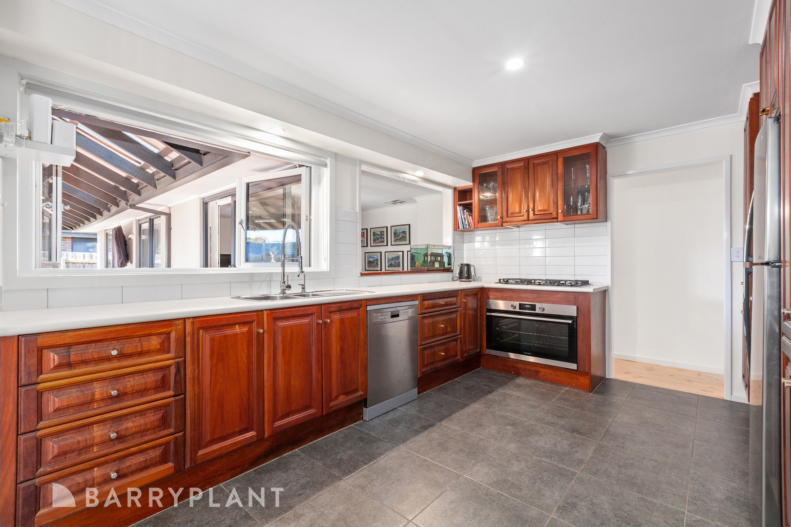 28 Raglan Street, Wallan, VIC 3756, Wallan - Thumbnail 3