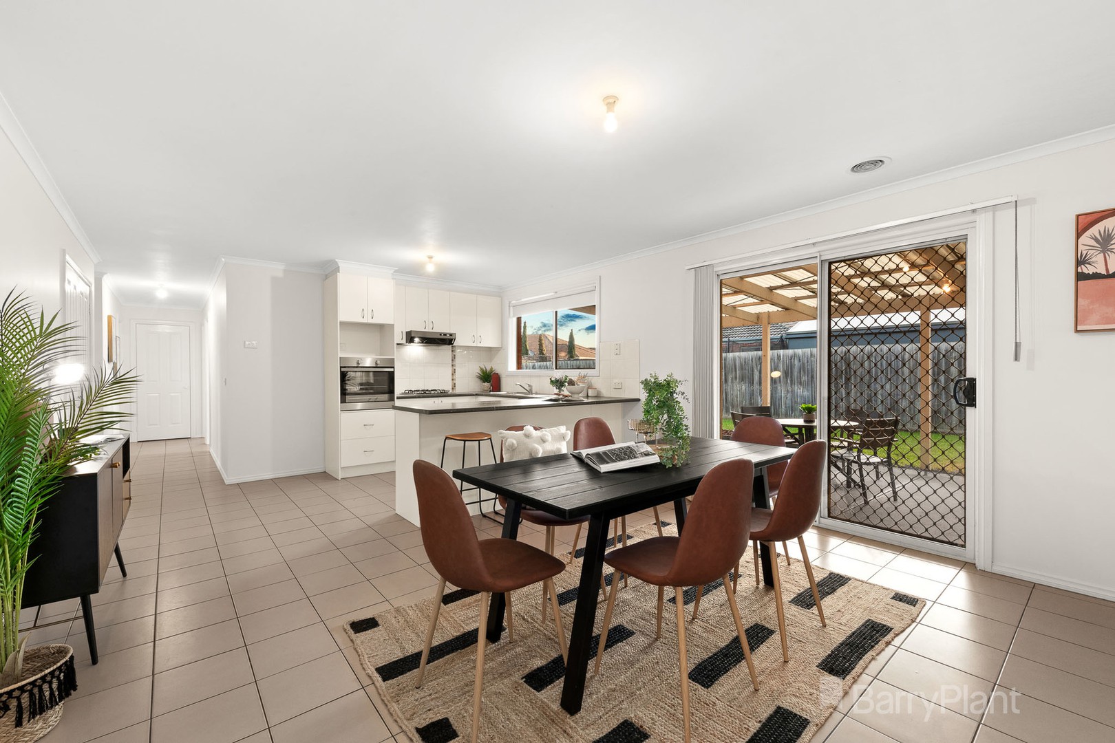 28 Red Gum Circuit, Pakenham, VIC 3810, Pakenham - Thumbnail 4