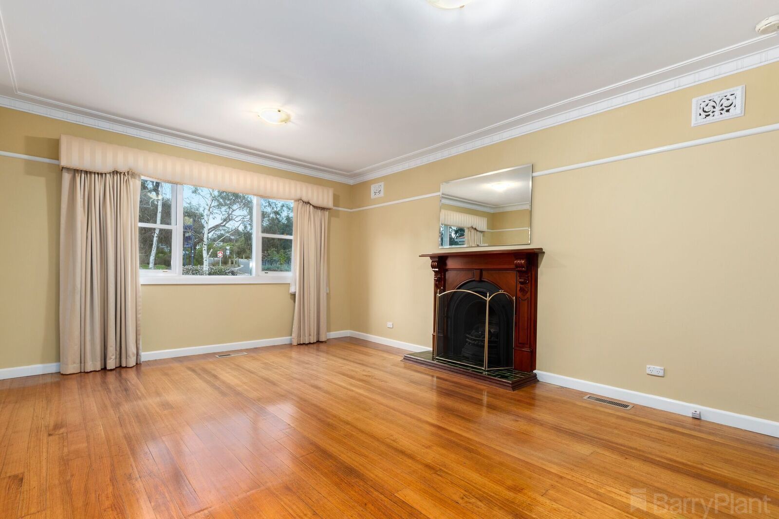 28 Reilly Street, Ringwood, VIC 3134, Ringwood - Thumbnail 2