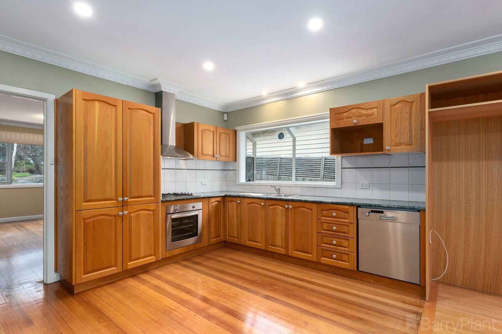 28 Reilly Street, Ringwood, VIC 3134, Ringwood - Thumbnail 3