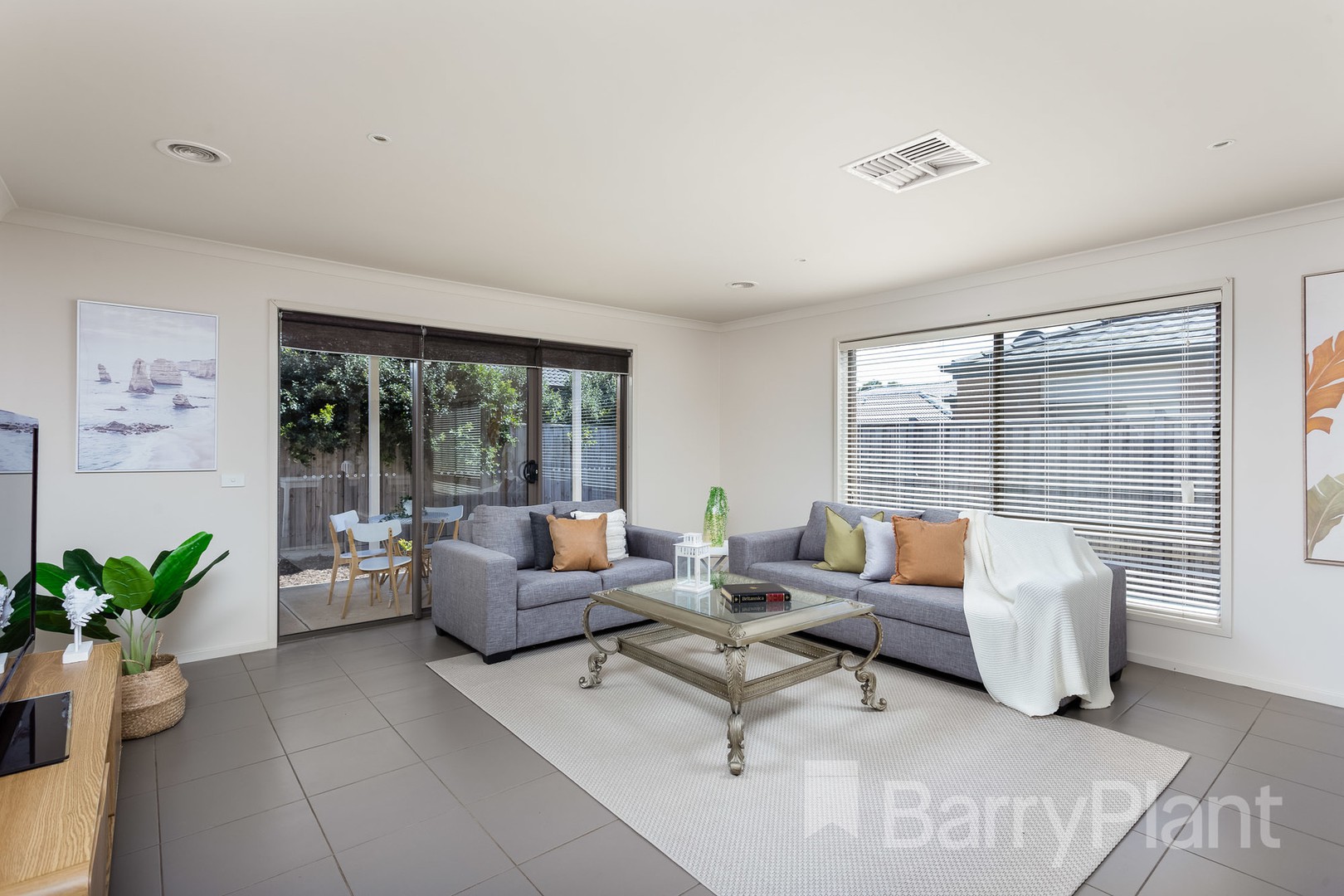 28 Rivulet Drive, Point Cook, VIC 3030, Point Cook - Thumbnail 5