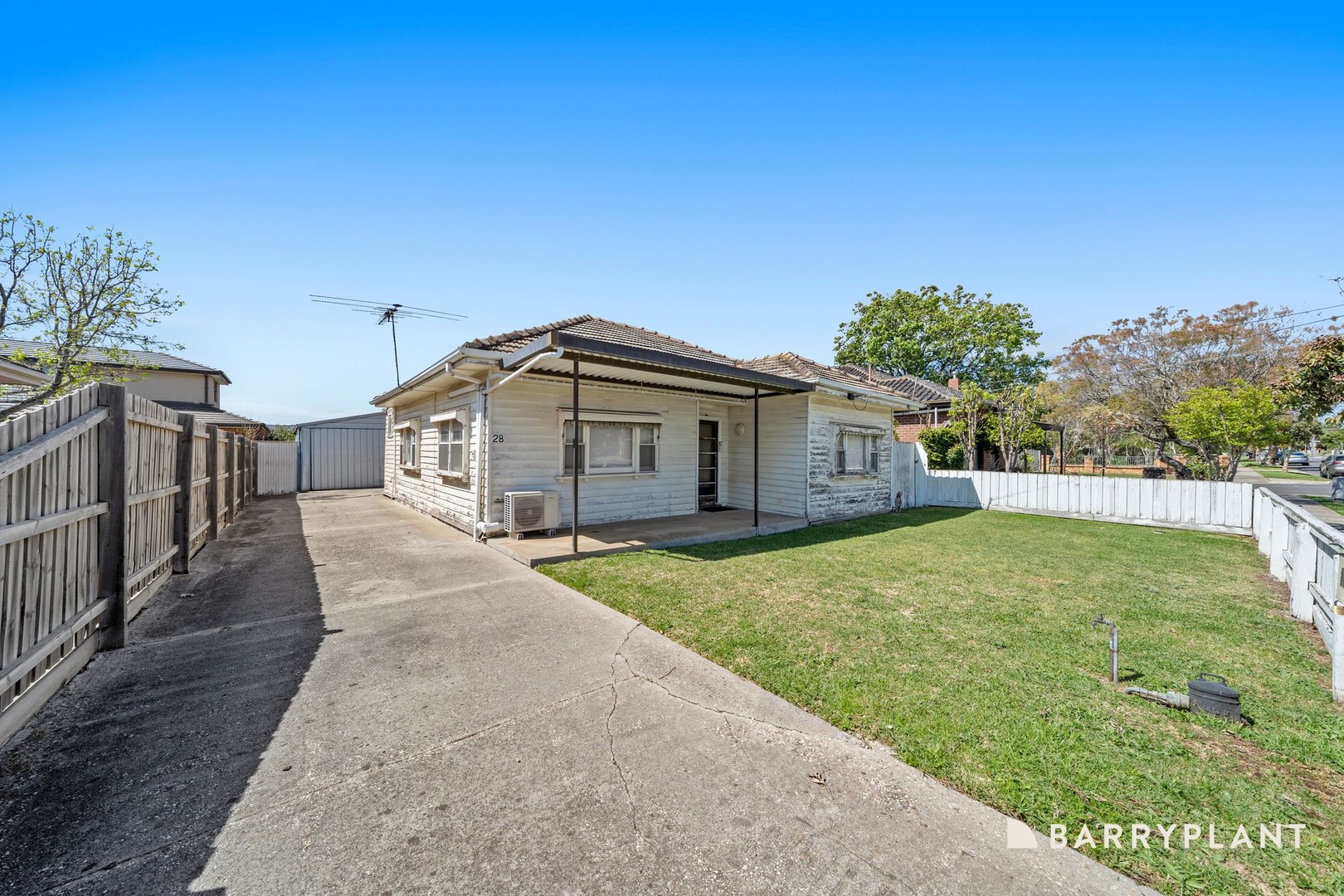 28 Rowe Street, Maribyrnong, VIC 3032 - Thumbnail 2 - 10/10/2025