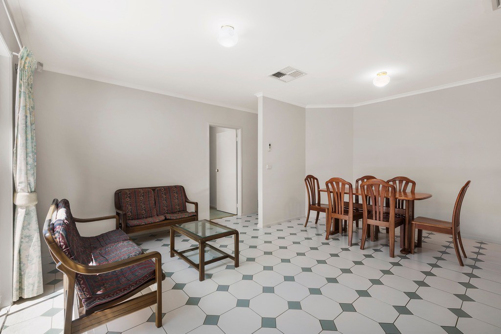 28 Rutherford Way, Roxburgh Park, VIC 3064, Roxburgh Park - Thumbnail 5