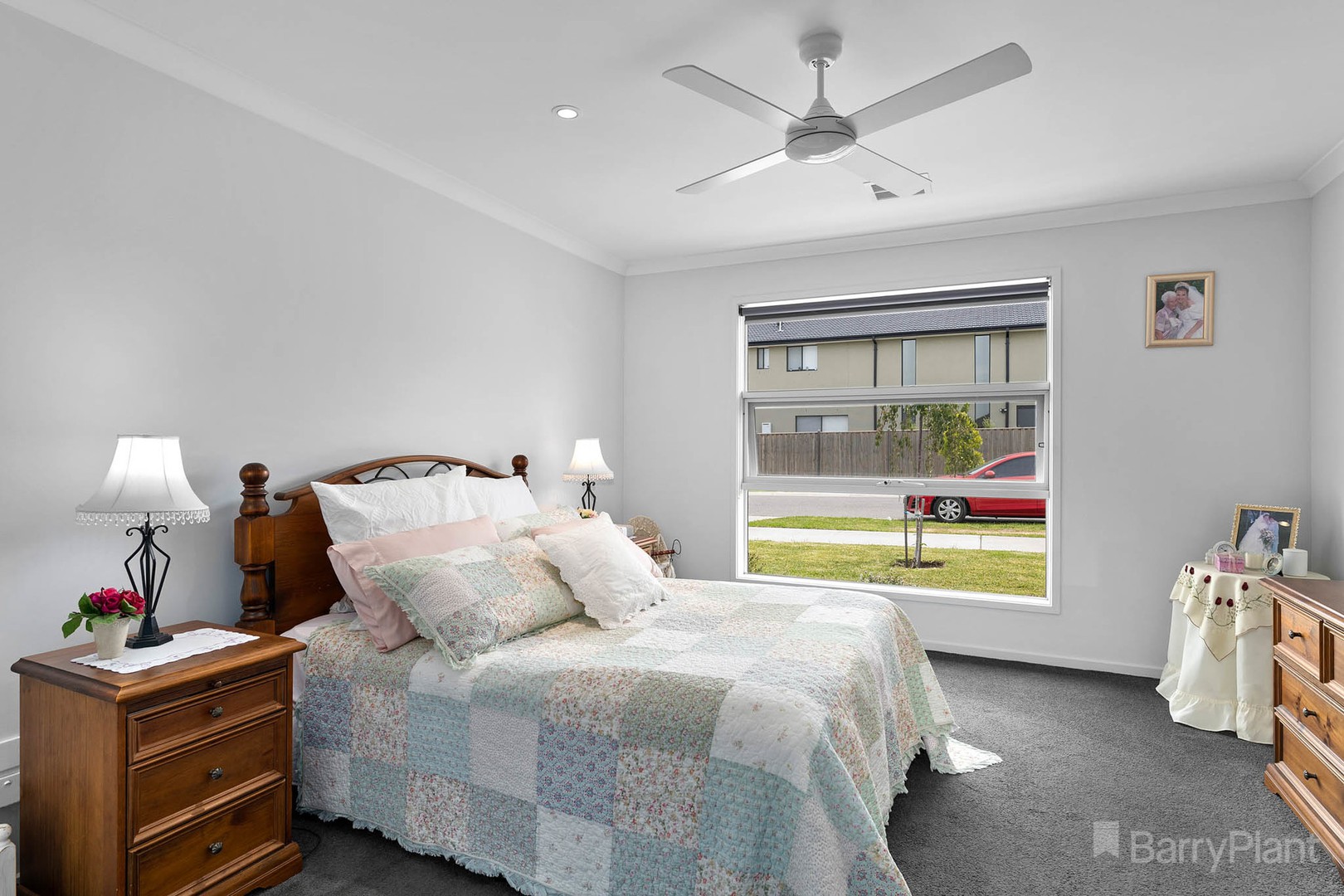 28 Sandymount DriveClyde North, VIC 3978, Clyde North - Thumbnail 2