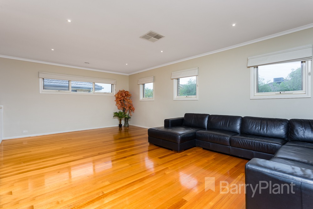 28 Scenic Drive, Sanctuary Lakes, VIC 3030, Sanctuary Lakes - Thumbnail 7